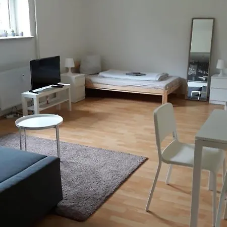Apartament Zwei Monteurswohnungen Fur Bis Zu 6 Personen *